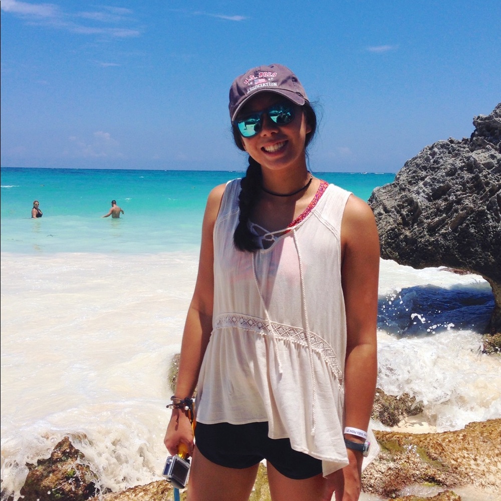 Meet your Posher, Maddie